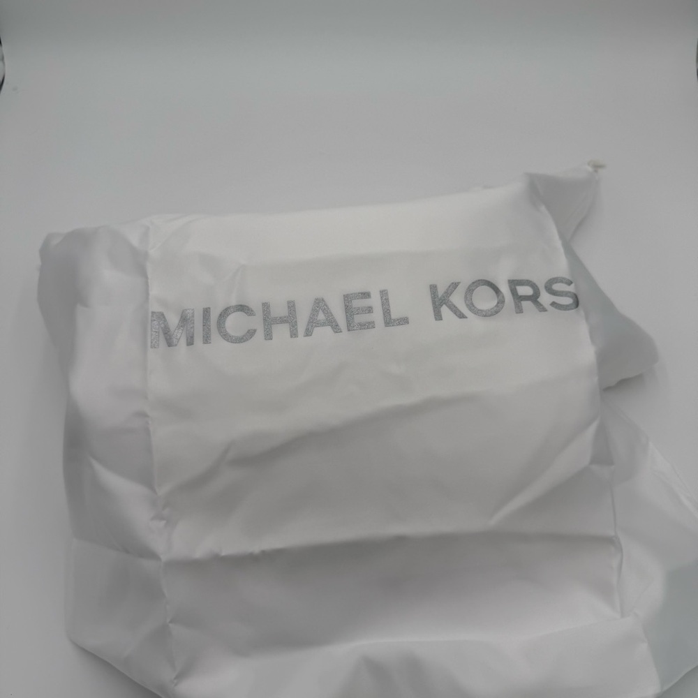 Michael Kors Raven Large Optic White Leather Shoulder Bag Tote Classic Purse NWT - Picture 10 of 11